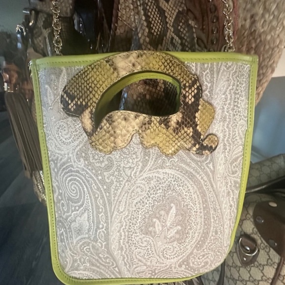 ETRO CROSSBODY BAG BRAND NEW NEVER USED PAISLEY LIME COLOR - Picture 11 of 16